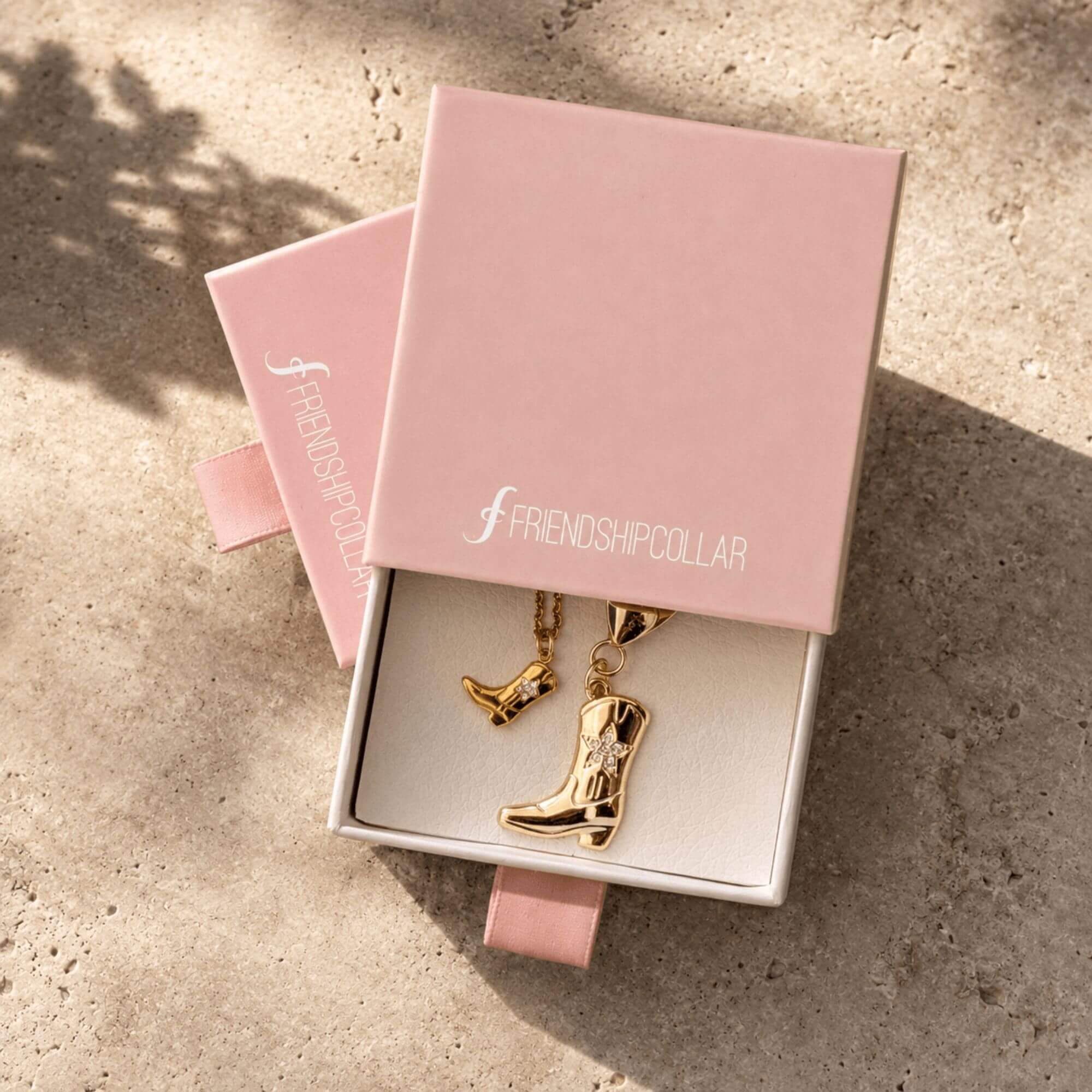 Rodeo - Necklace and Charm Set
