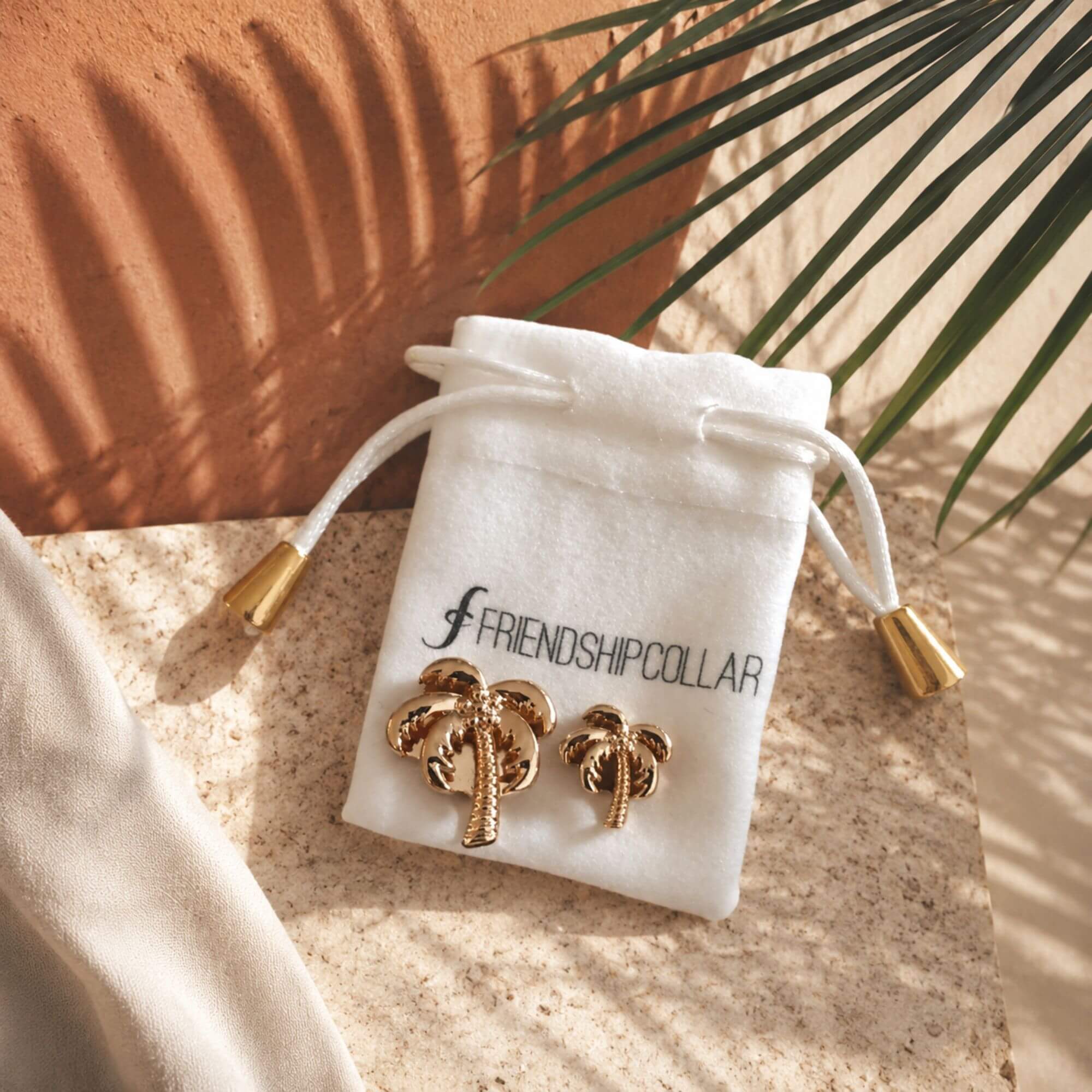Palm Paradise Charm Set