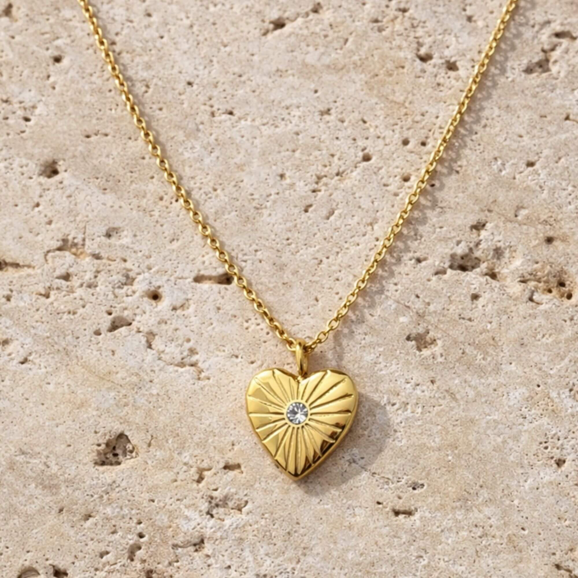 Heart Burst Bond - Necklace and Charm Set