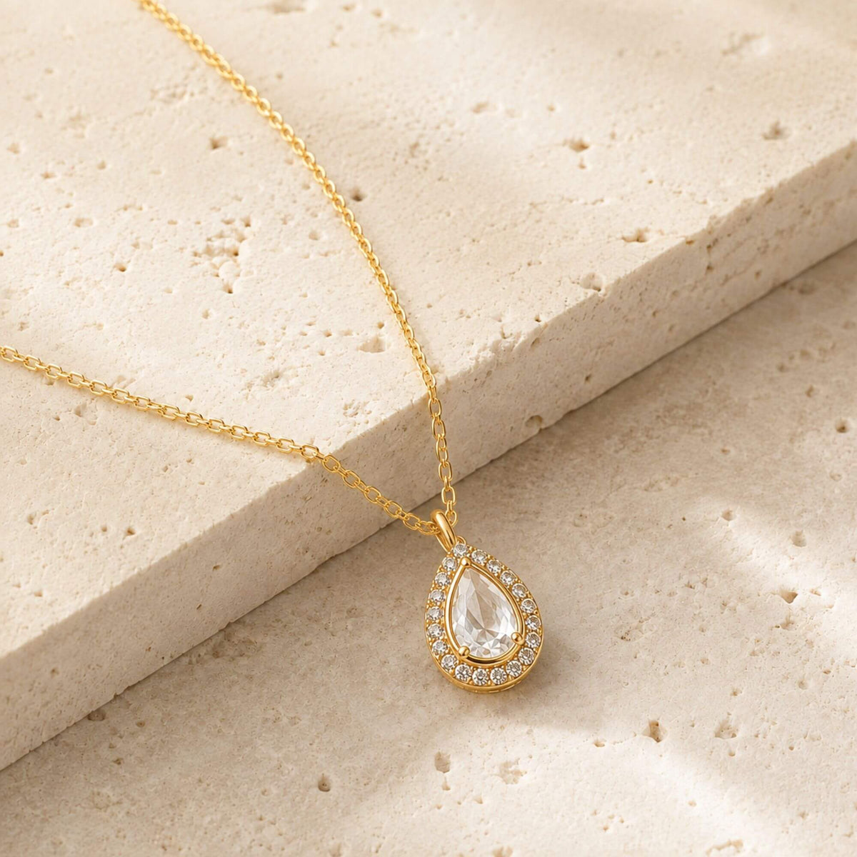 Teardrop - Necklace and Charm Set